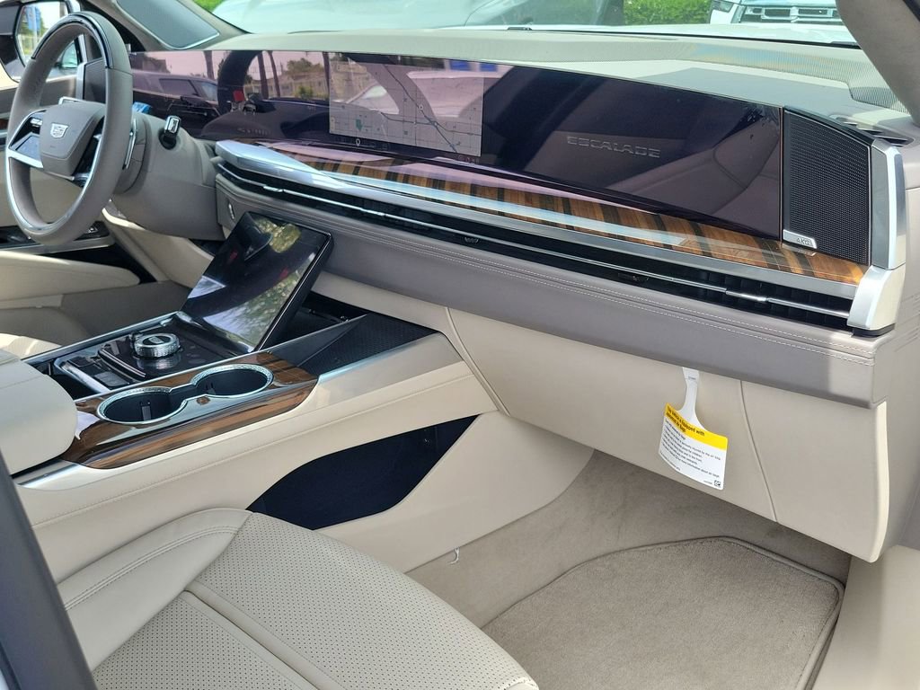 Used 2026 Cadillac Escalade Platinum Sport w/ LPO, ONYX Package image 29