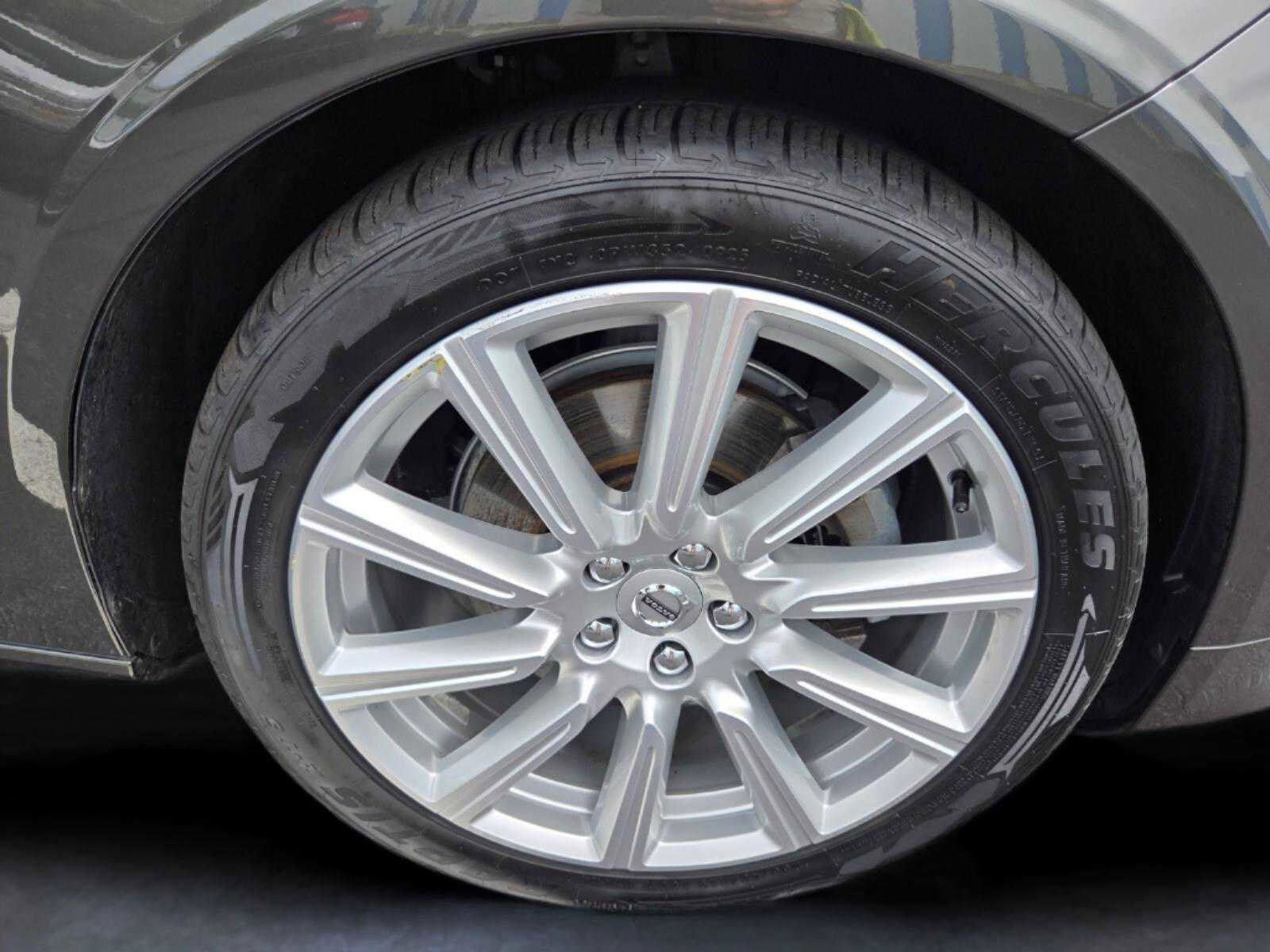 Used 2018 Volvo V90 T5 Inscription image 20