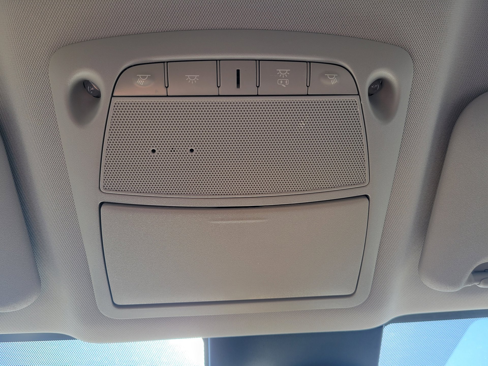 Used 2020 Nissan Rogue Sport S w/ Appearance Package image 29