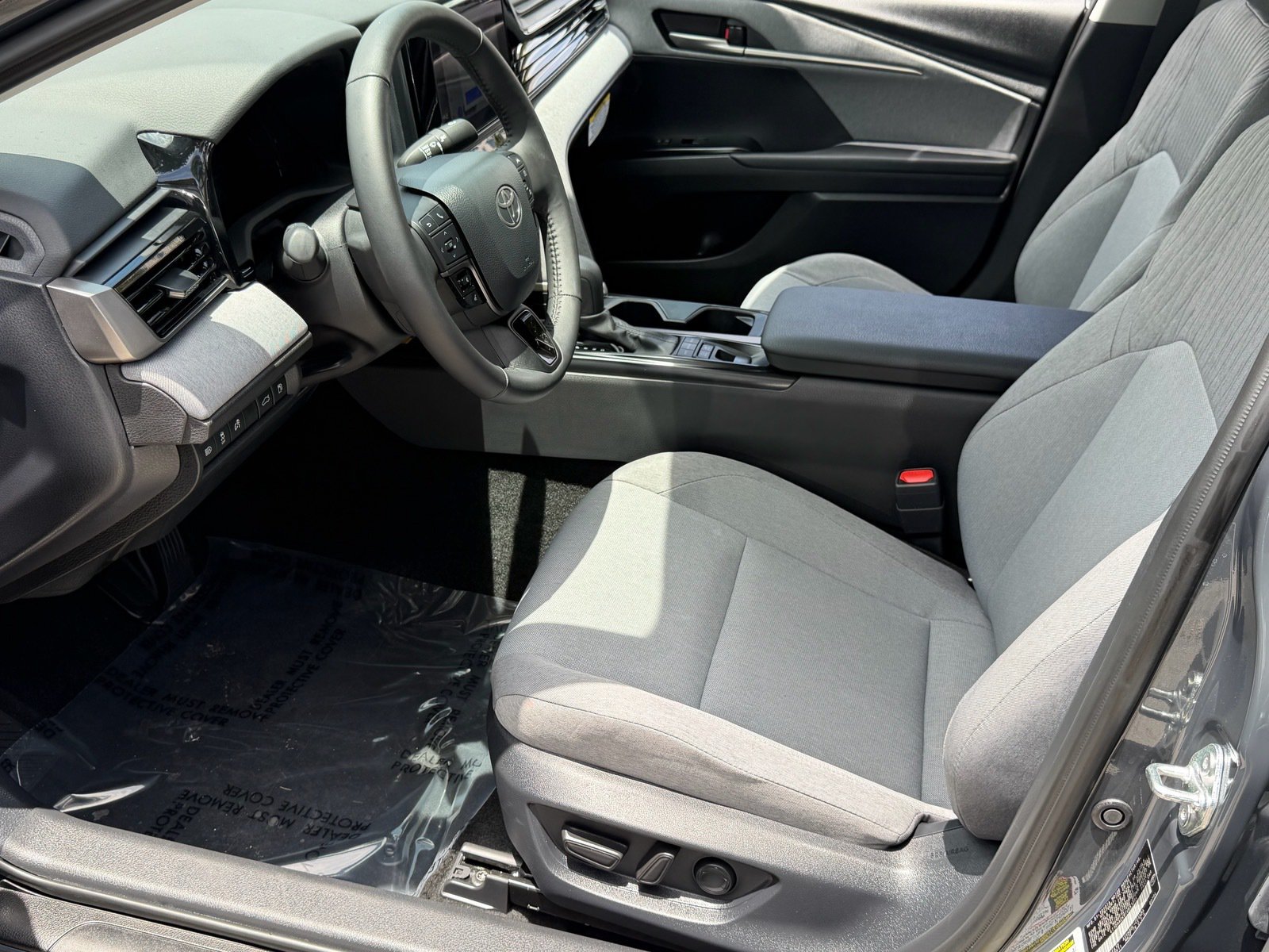 Used 2026 Toyota Camry LE w/ Convenience Package FWD image 11