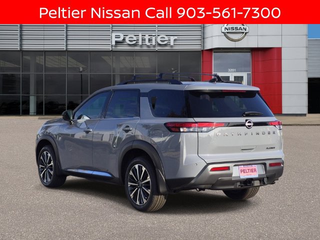New 2026 Nissan Pathfinder Platinum FWD image 3