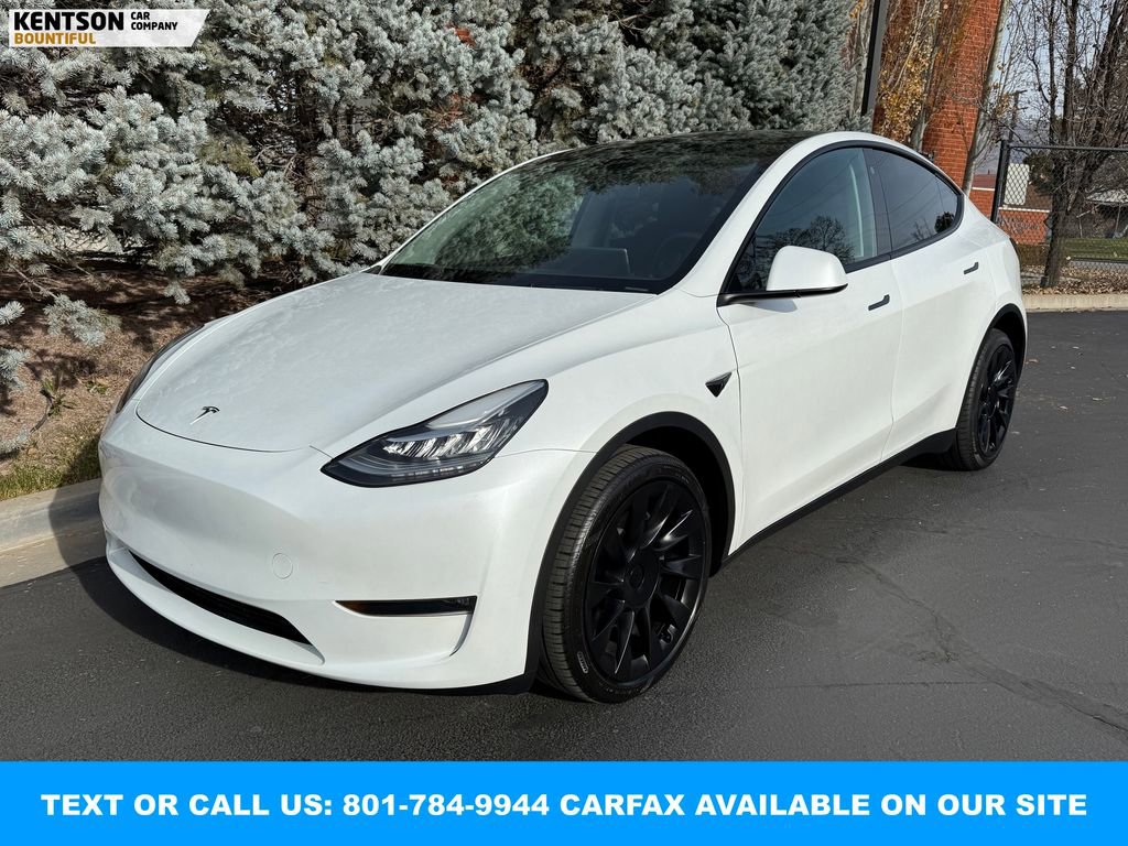 Used 2023 Tesla Model Y Long Range image 1