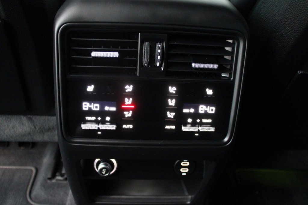 Certified 2023 Porsche Cayenne Turbo GT image 33