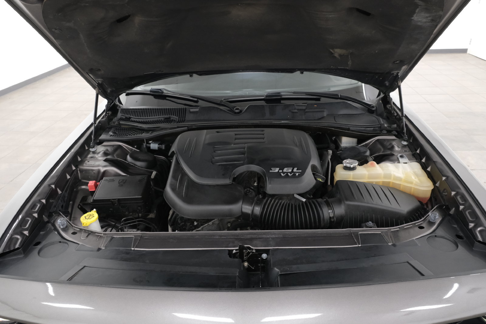 Used 2021 Dodge Challenger SXT RWD image 36