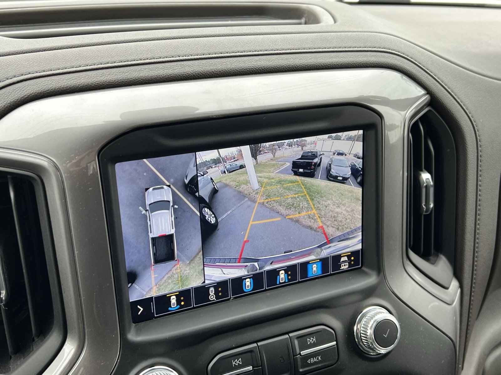 Used 2021 GMC Sierra 2500 Denali w/ Denali Ultimate Package image 16