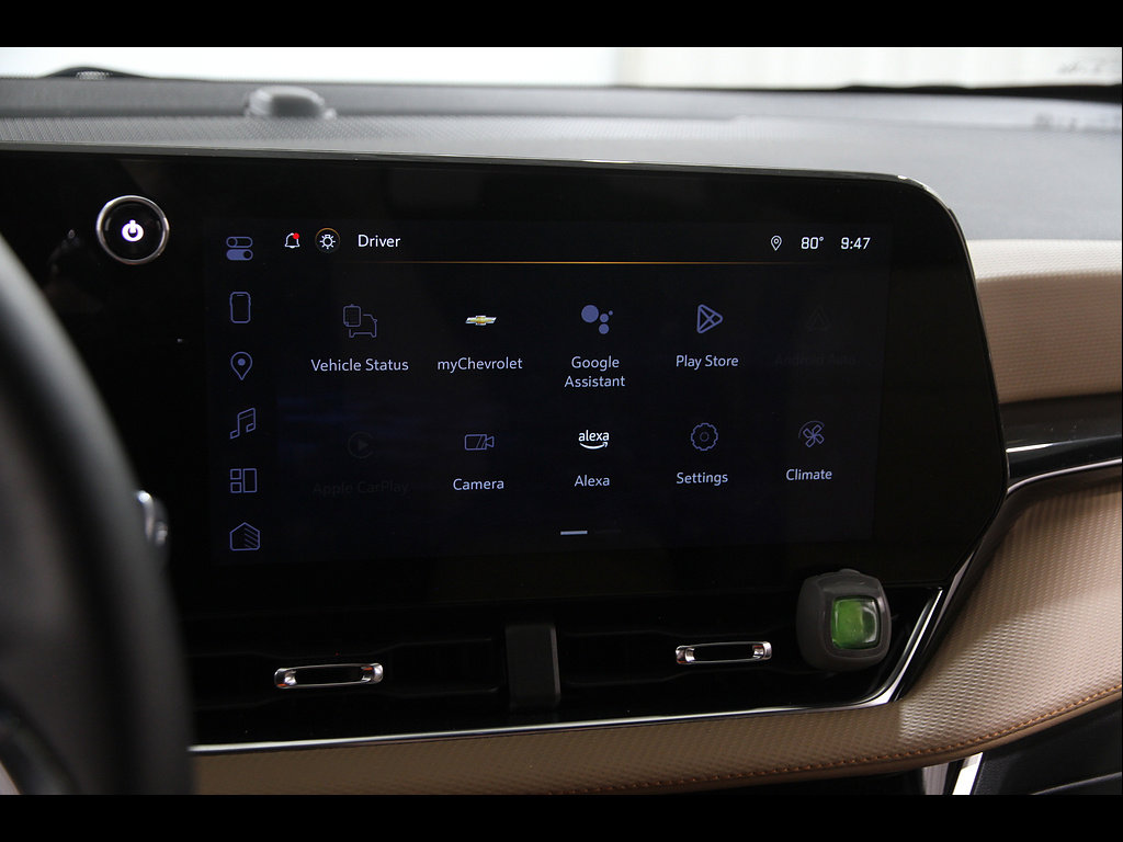 Used 2025 Chevrolet Equinox ACTIV w/ Safety and Technology Package FWD image 9