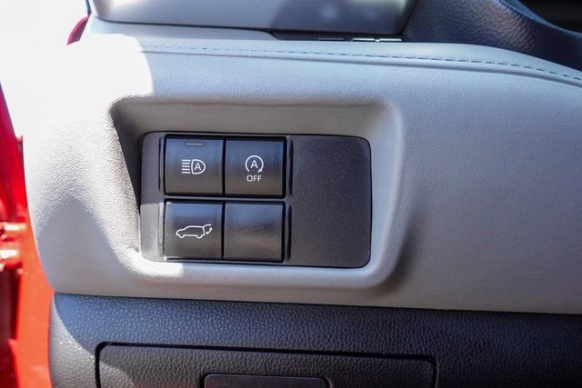 Certified 2023 Toyota Highlander XLE image 22