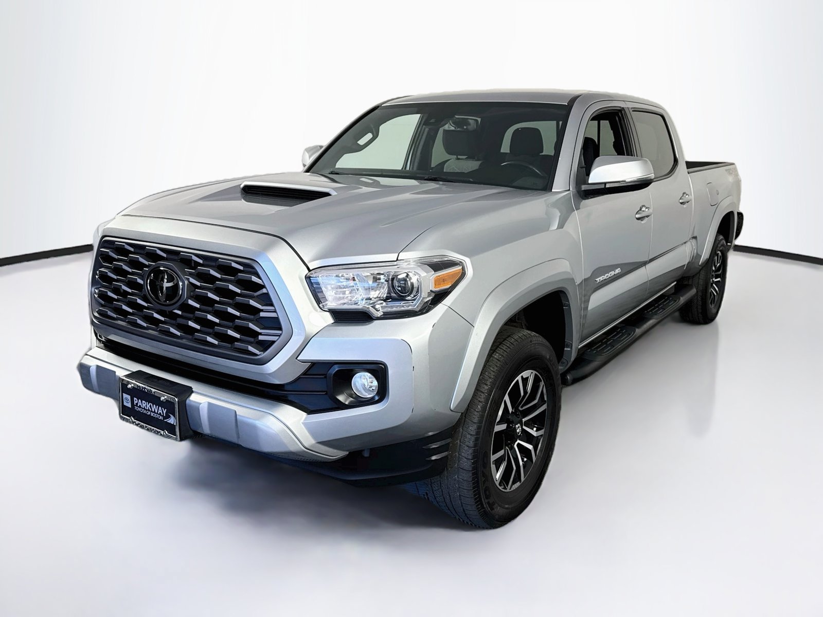 Certified 2023 Toyota Tacoma TRD Sport AWD/4WD image 3