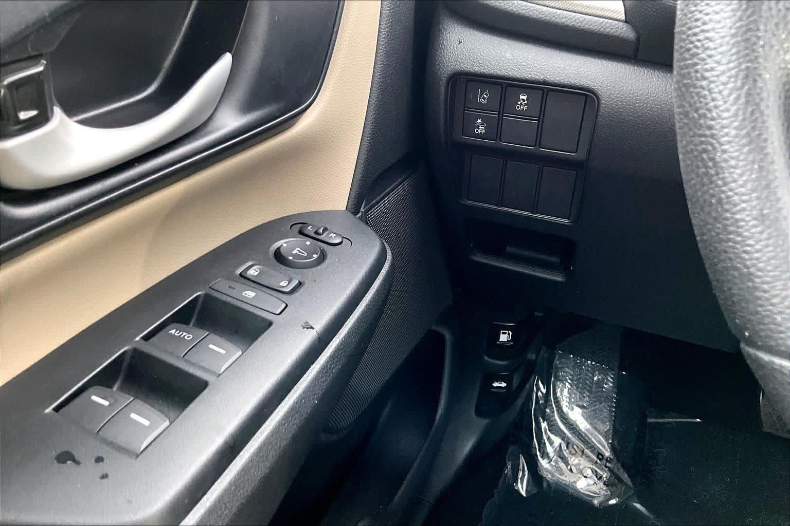 Used 2021 Honda CR-V LX image 32