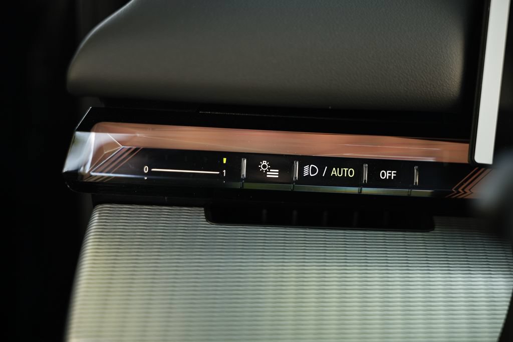 New 2027 BMW i5 eDrive40 RWD image 17