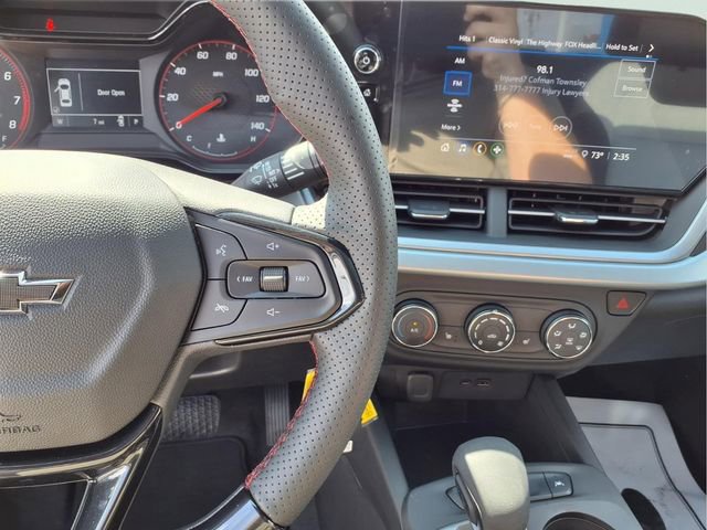 New 2026 Chevrolet Trax RS w/ Sunroof Package image 9