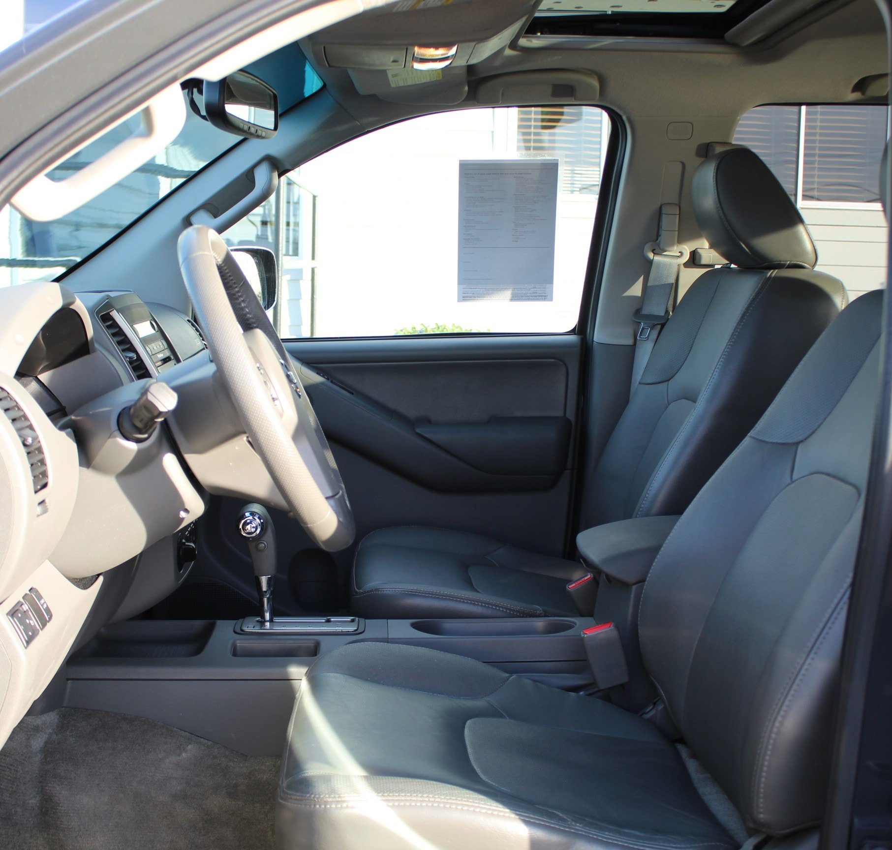 Used 2012 Nissan Frontier 4x4 Crew Cab Long Bed image 14