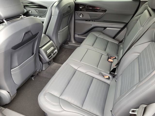 New 2026 Lincoln Nautilus Reserve image 16