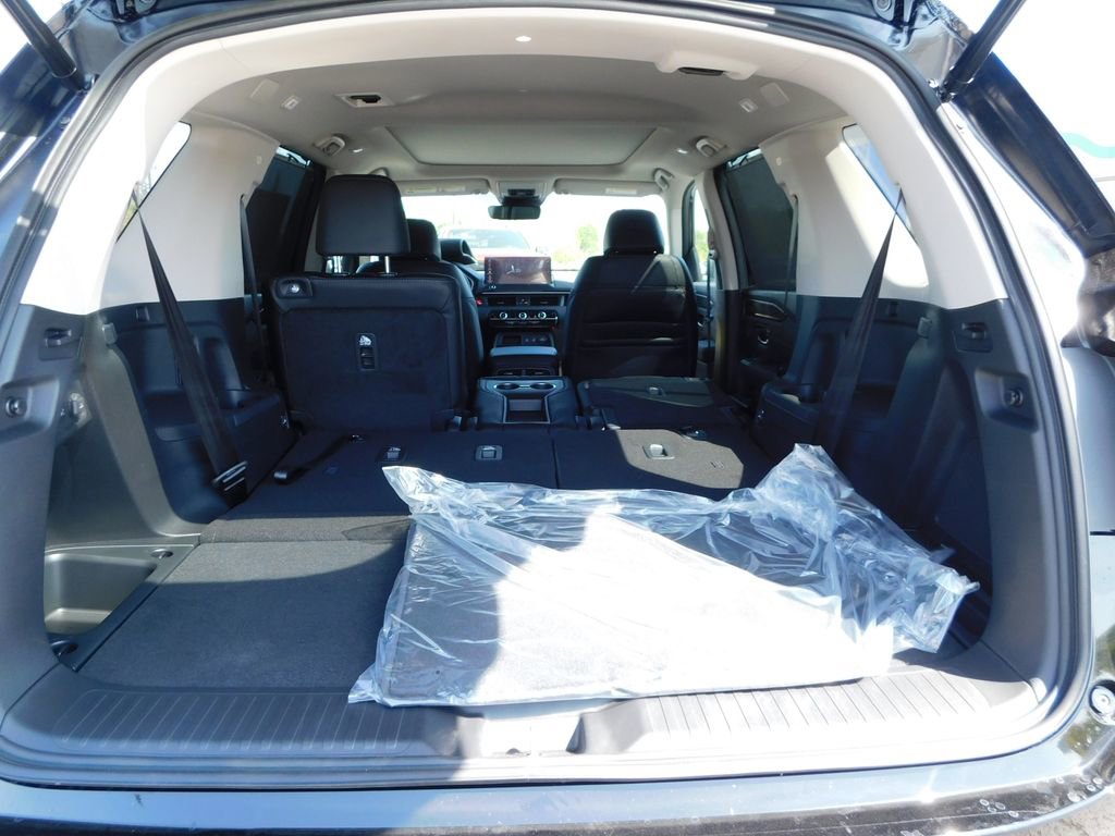 New 2026 Honda Pilot Touring image 30