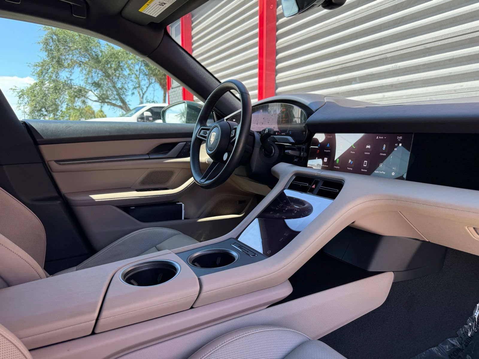 Used 2025 Porsche Taycan RWD image 27