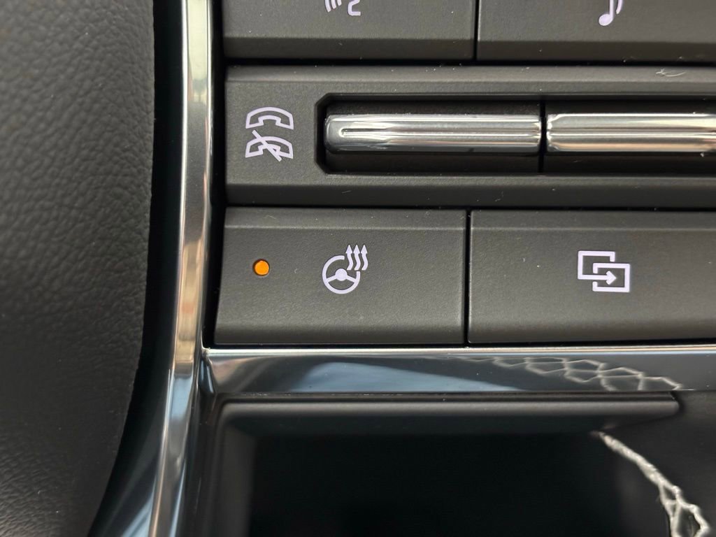 New 2026 GMC Acadia Denali w/ Super Cruise Package image 26