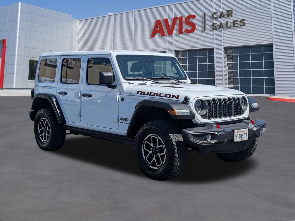 Used 2025 Jeep Wrangler Unlimited Rubicon w/ Convenience Group image 3