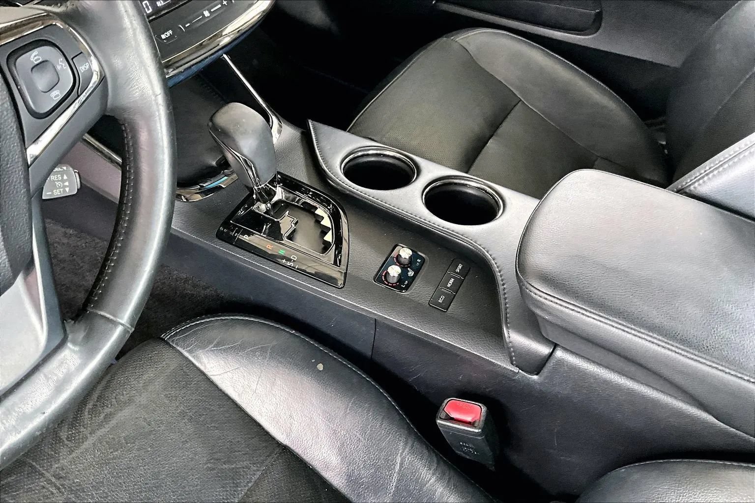 Used 2015 Toyota Avalon XLE Touring Sport Edition FWD image 15