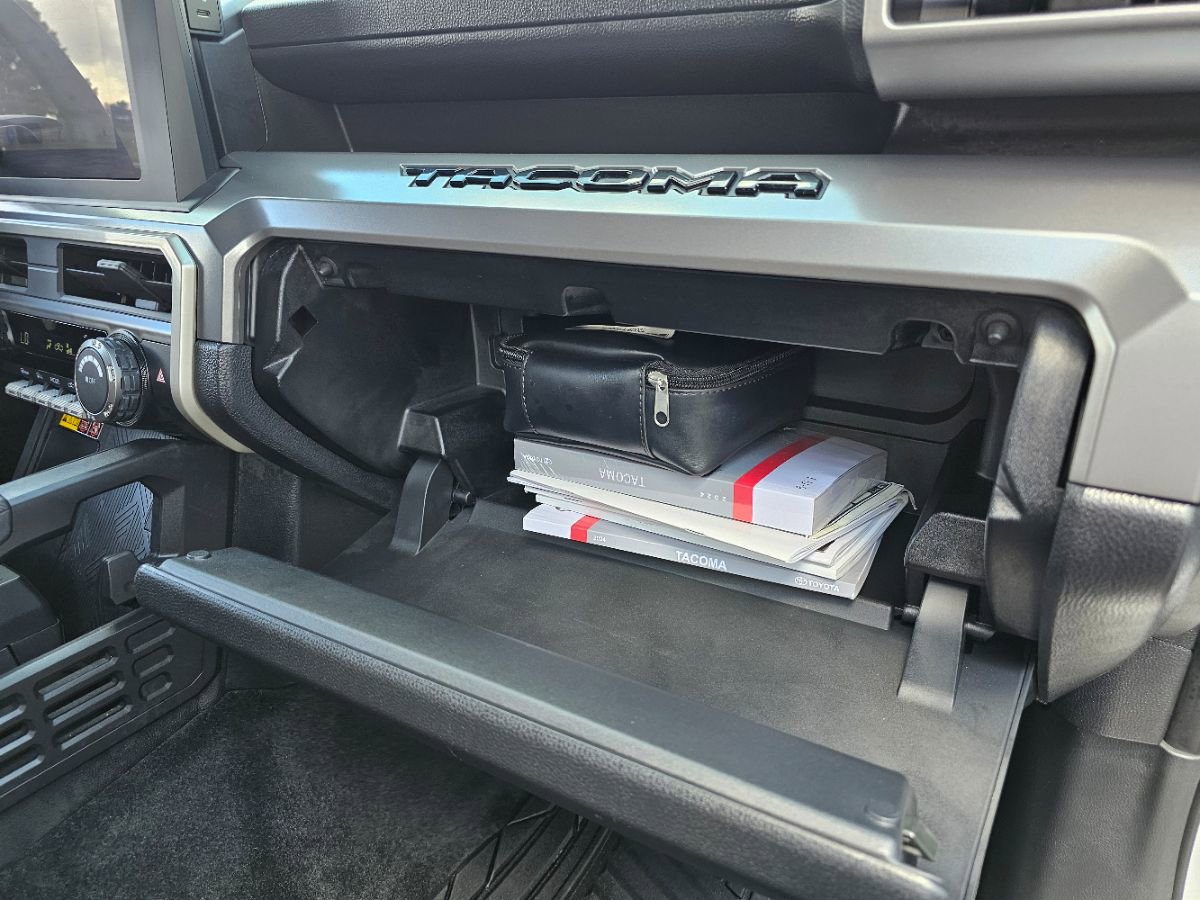 Used 2024 Toyota Tacoma SR5 image 12