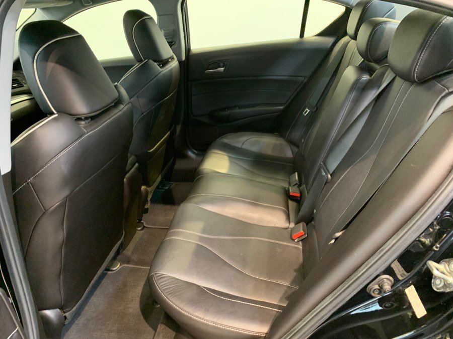 Used 2020 Acura ILX w/ Premium Package image 46