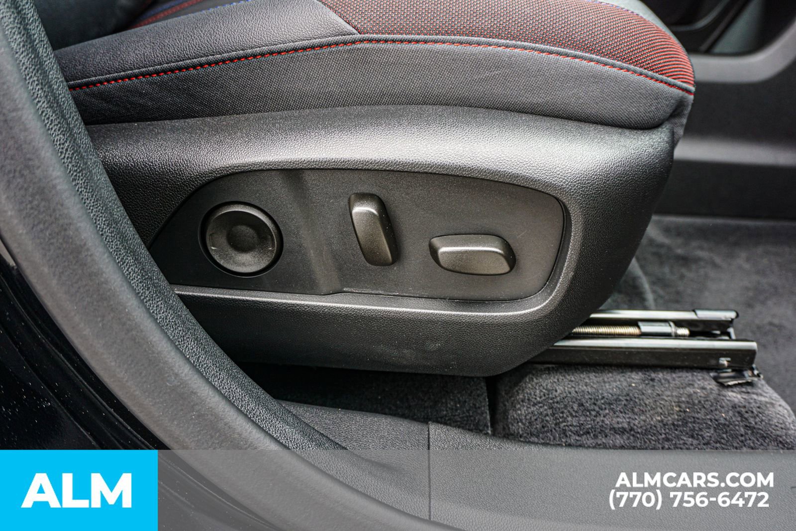 Used 2025 Chevrolet Equinox RS w/ Convenience Package III image 55