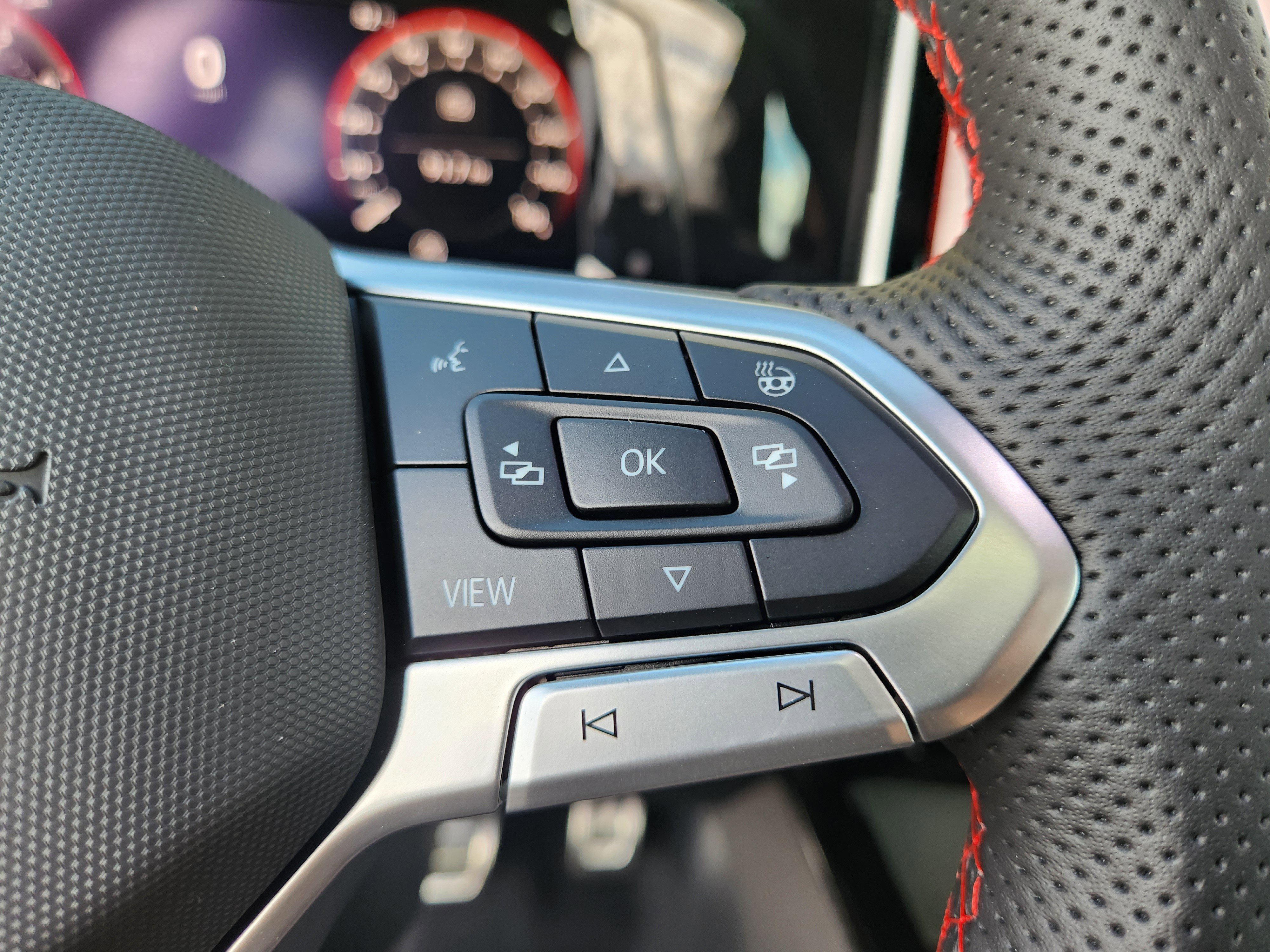 New 2025 Volkswagen GTI SE image 14