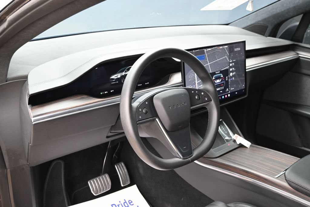Used 2024 Tesla Model X AWD/4WD image 16