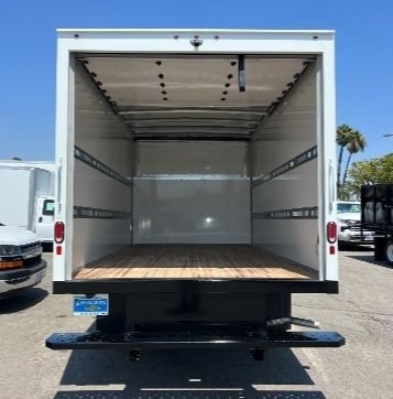 New 2025 Chevrolet Express 4500 Extended w/ Power Convenience Package RWD image 5