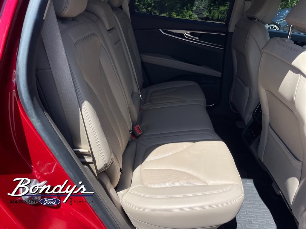 Used 2021 Lincoln Nautilus AWD w/ Equipment Group 101A image 16