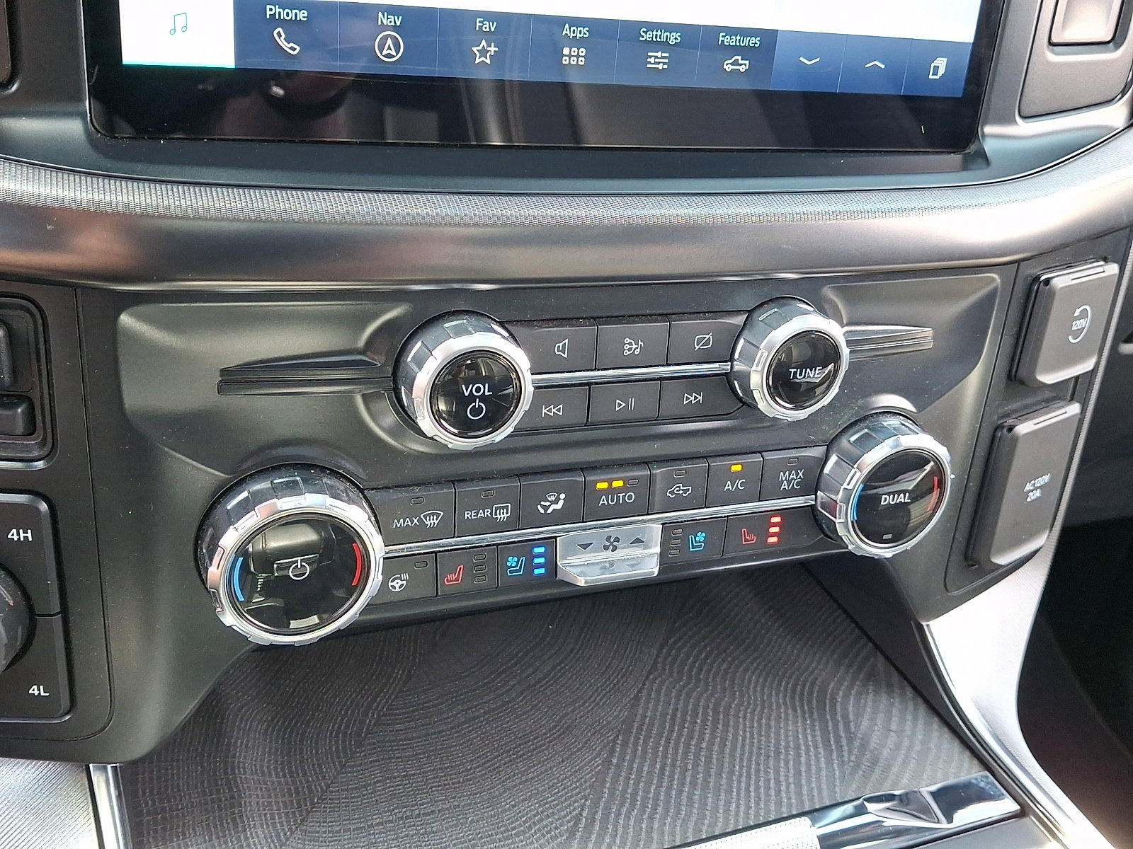 Used 2022 Ford F150 Platinum w/ Equipment Group 701A High AWD/4WD image 23