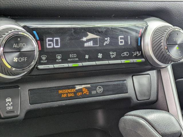 Used 2019 Toyota RAV4 LE w/ Carpet Mat Package AWD/4WD image 7