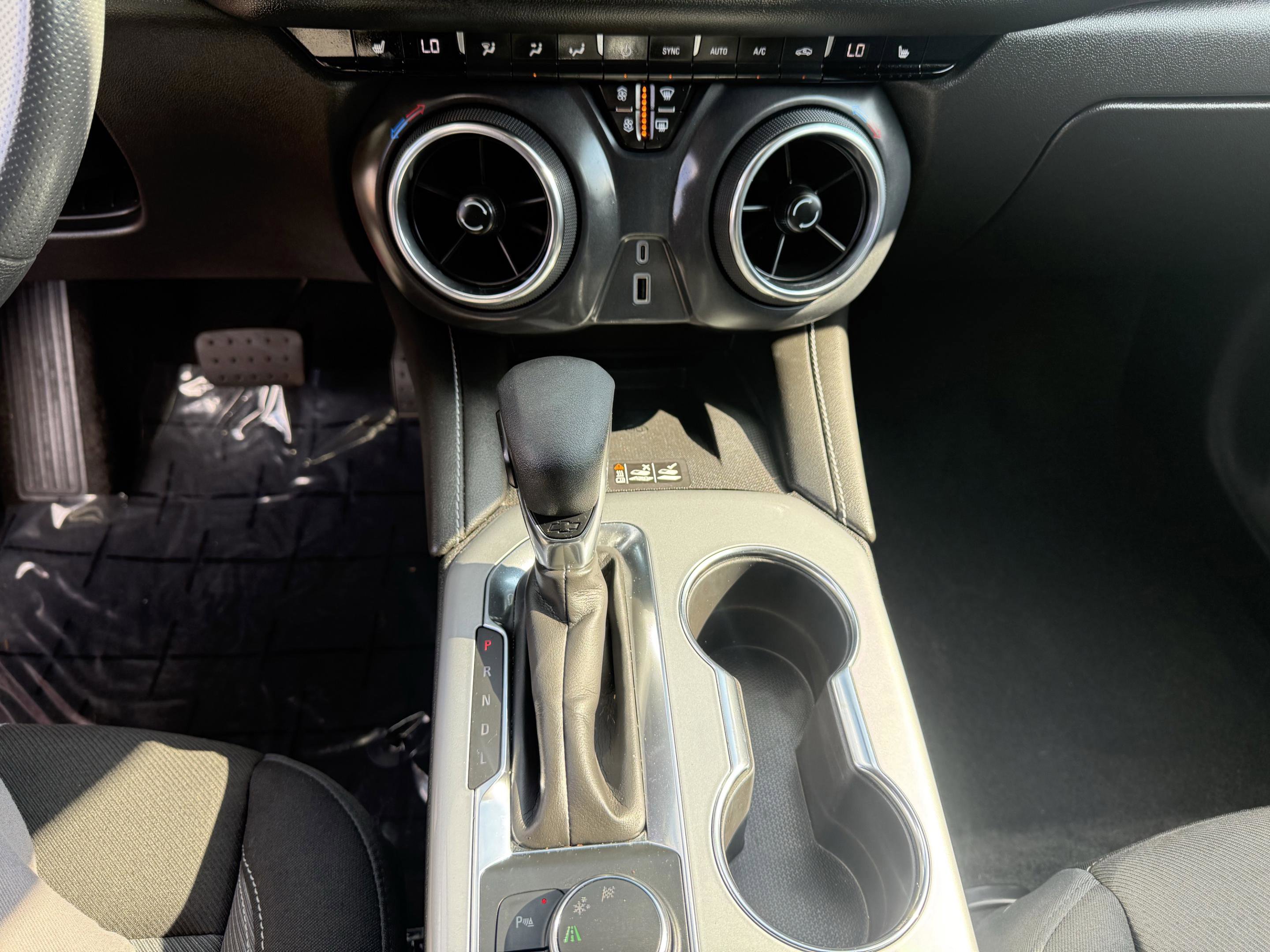 Used 2024 Chevrolet Blazer LT w/ Convenience Package image 23