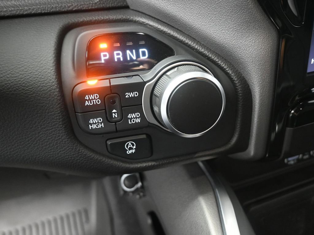 Used 2025 RAM 1500 Lone Star image 32