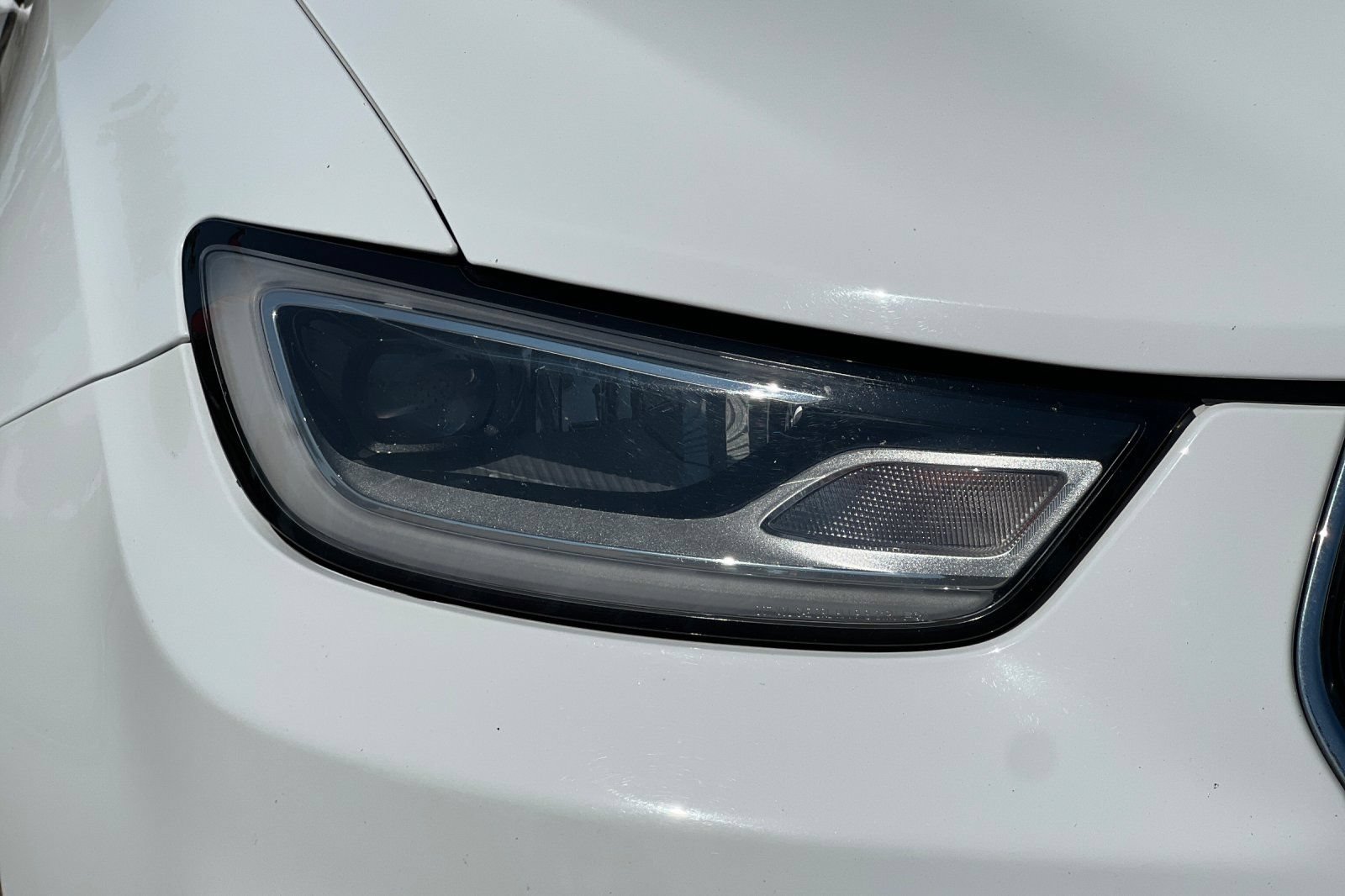 Used 2024 Chrysler Pacifica Touring-L FWD image 42