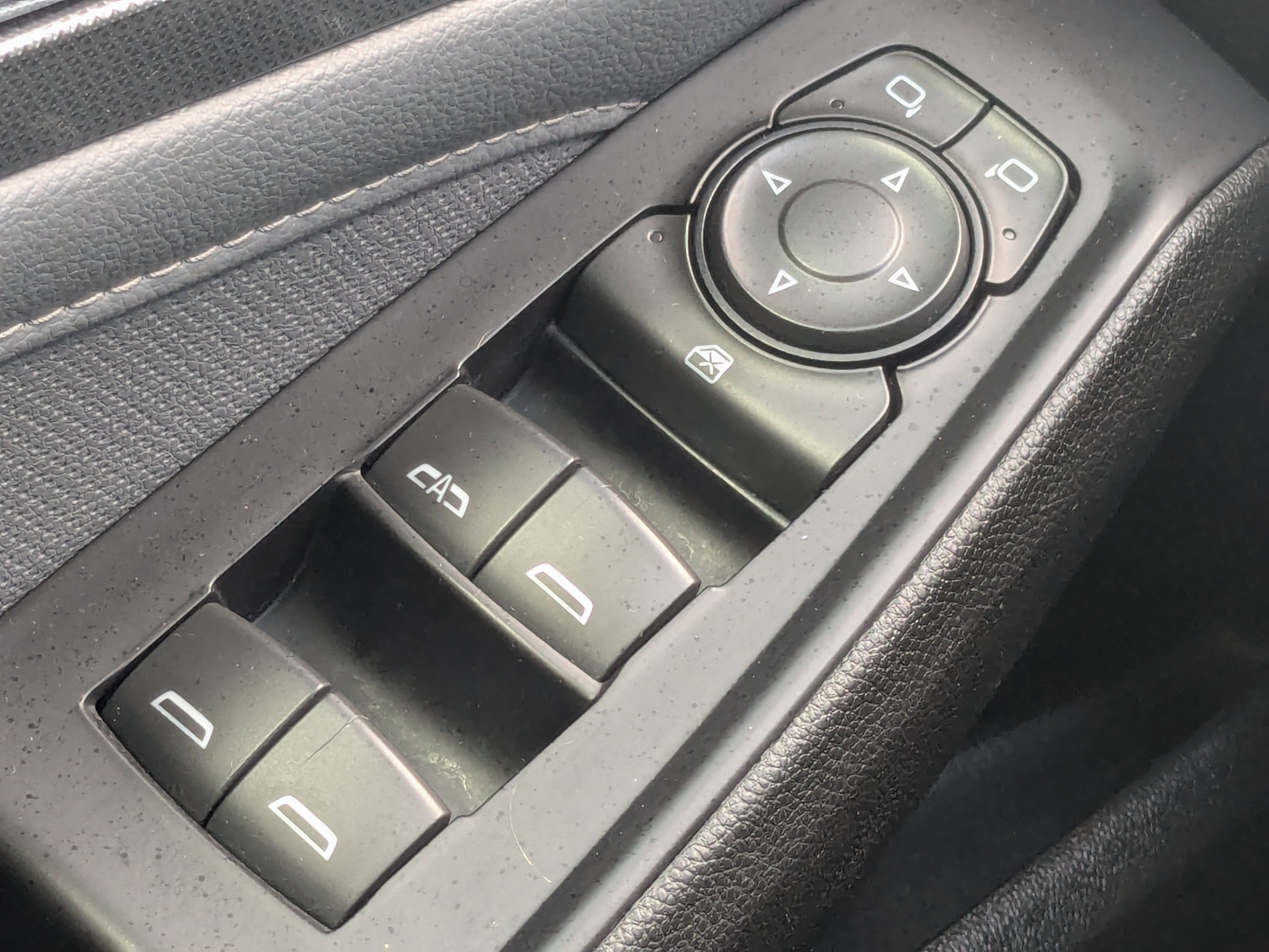 Used 2019 Chevrolet Traverse Premier w/ Driver Confidence II Package image 32