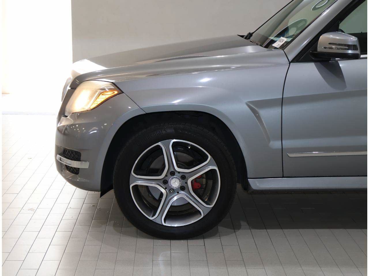 Used 2015 Mercedes-Benz GLK 250 BlueTEC 4MATIC image 4