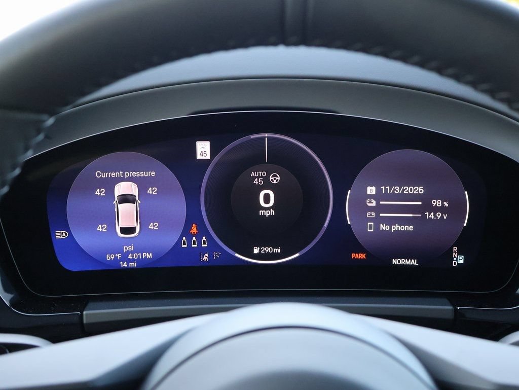 Certified 2025 Porsche Macan 4S Electric AWD/4WD image 29