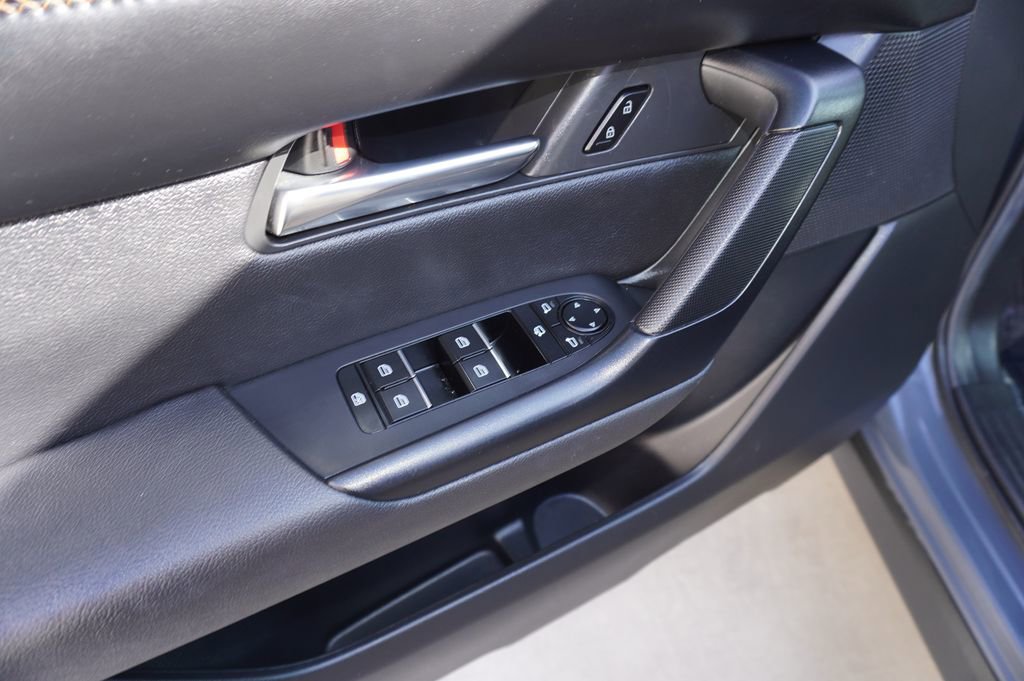 Used 2025 MAZDA CX-50 2.5 Hybrid w/ Premium Plus Pkg image 12