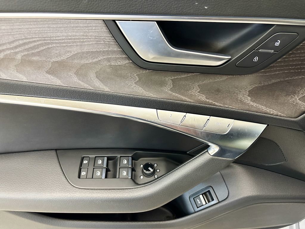 Used 2024 Audi A6 2.0T Premium image 21