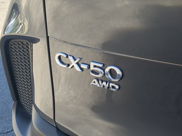 Used 2025 MAZDA CX-50 AWD 2.5 Hybrid w/ Premium Pkg image 13