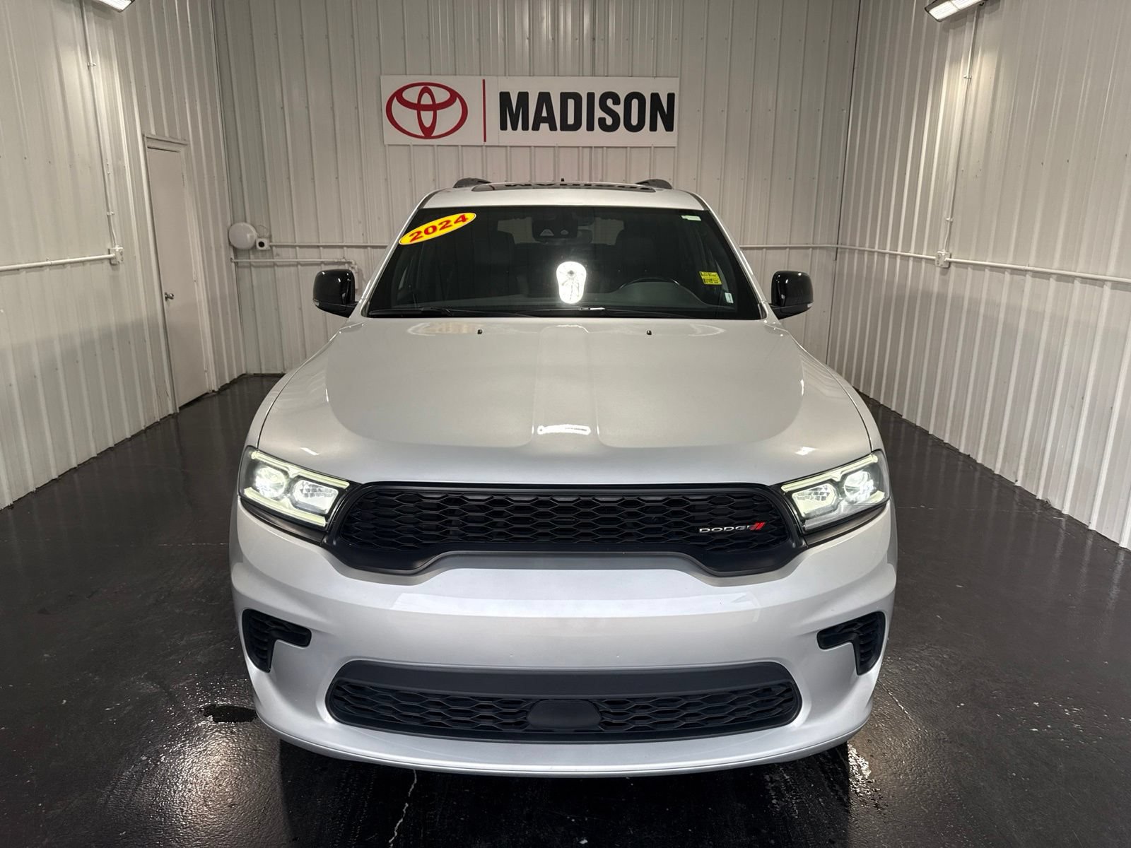 Used 2024 Dodge Durango GT AWD/4WD image 5