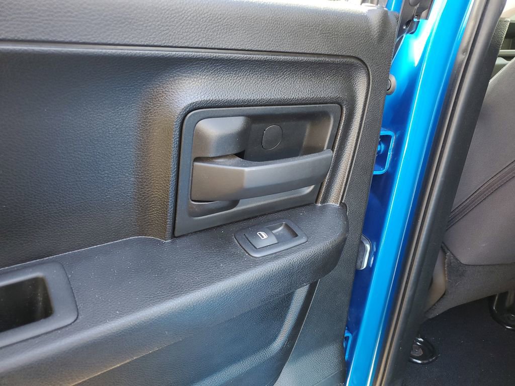 Used 2019 RAM 1500 Express w/ Express Value Package image 12