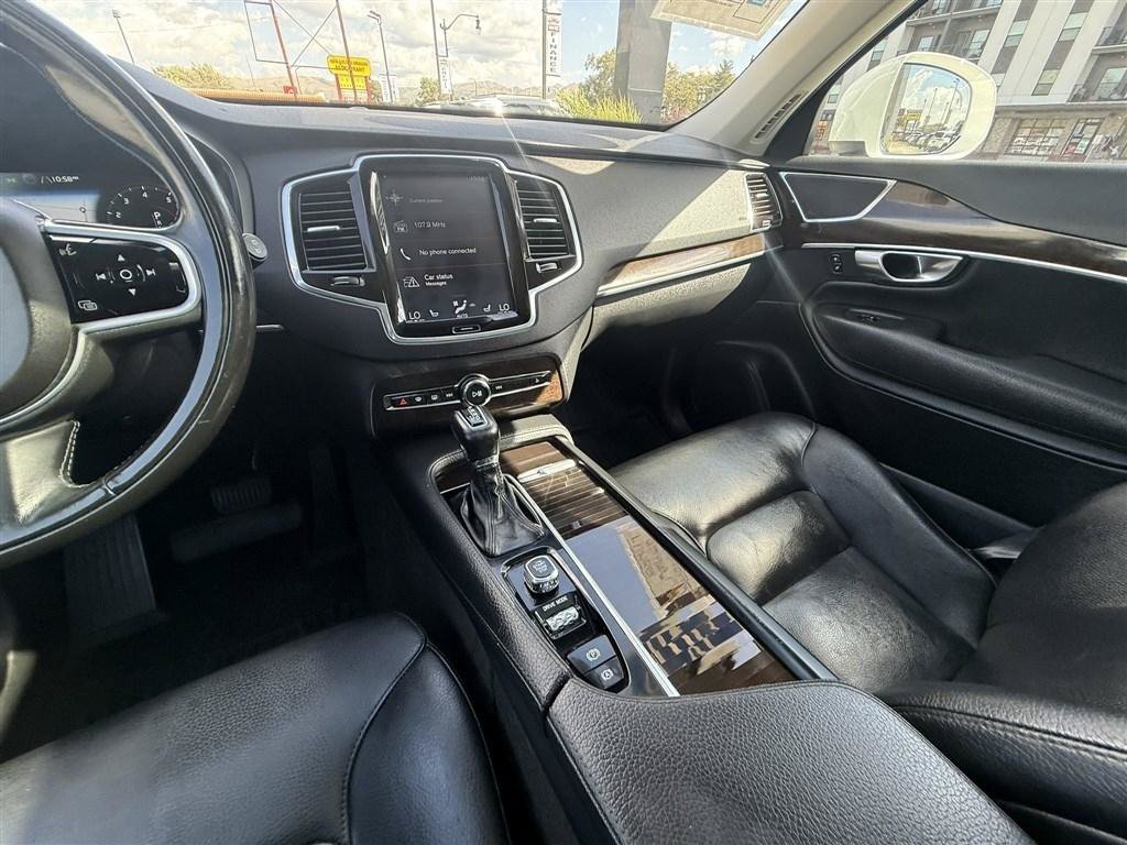 Used 2018 Volvo XC90 T6 Momentum w/ Convenience Package AWD/4WD image 29