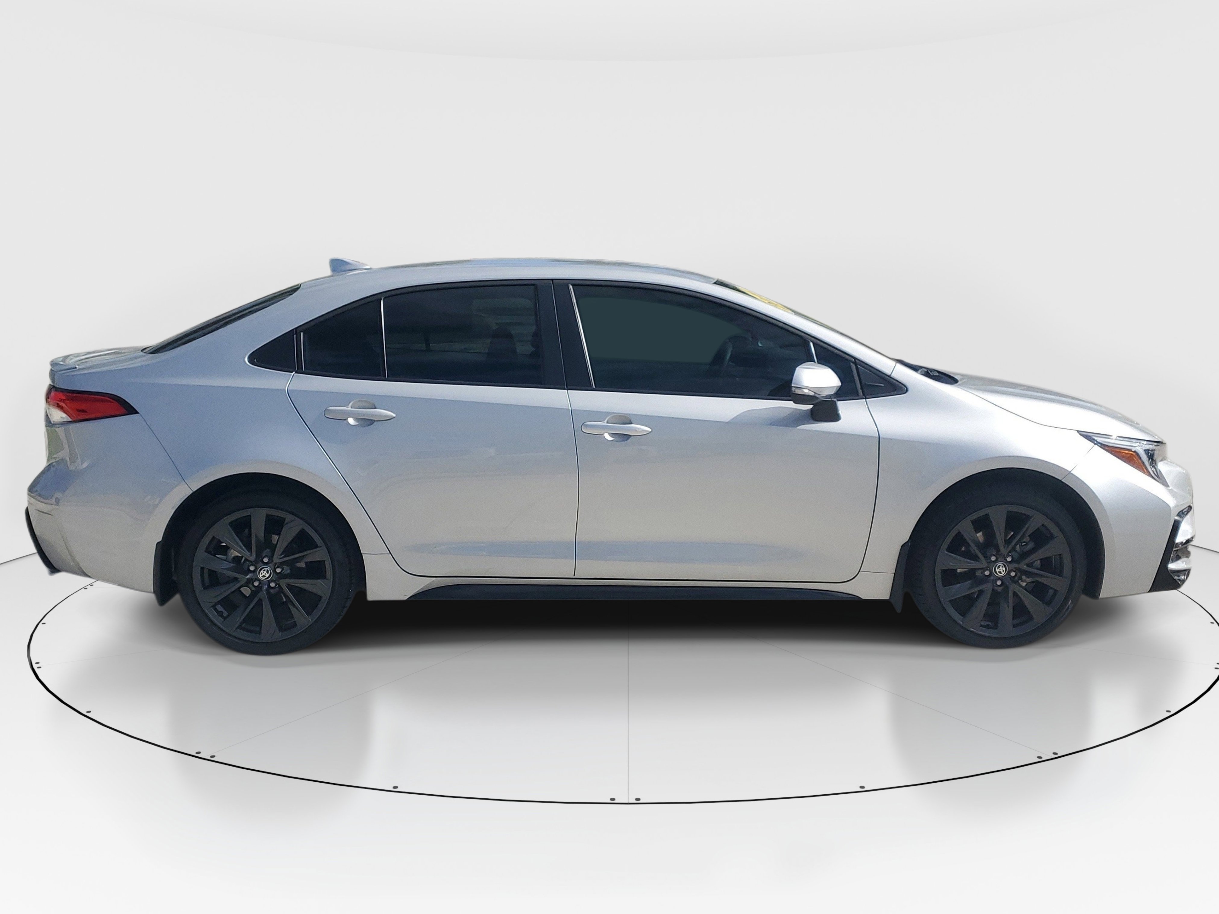 Certified 2026 Toyota Corolla SE FWD image 2