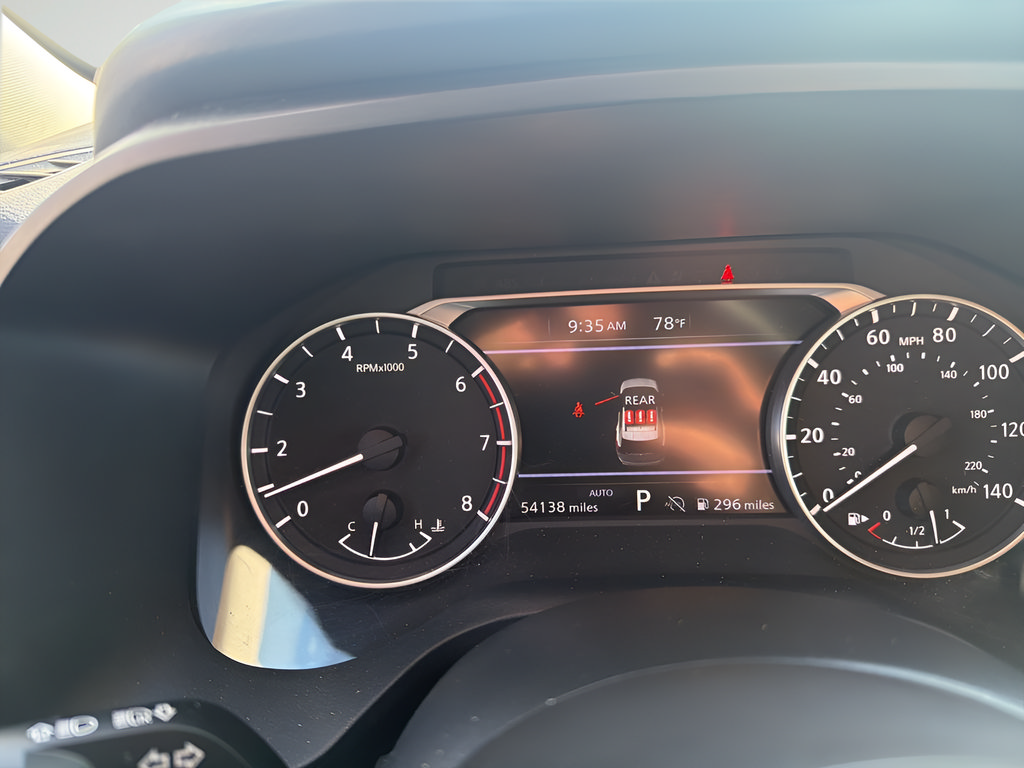 Certified 2024 Nissan Rogue SV AWD/4WD image 42