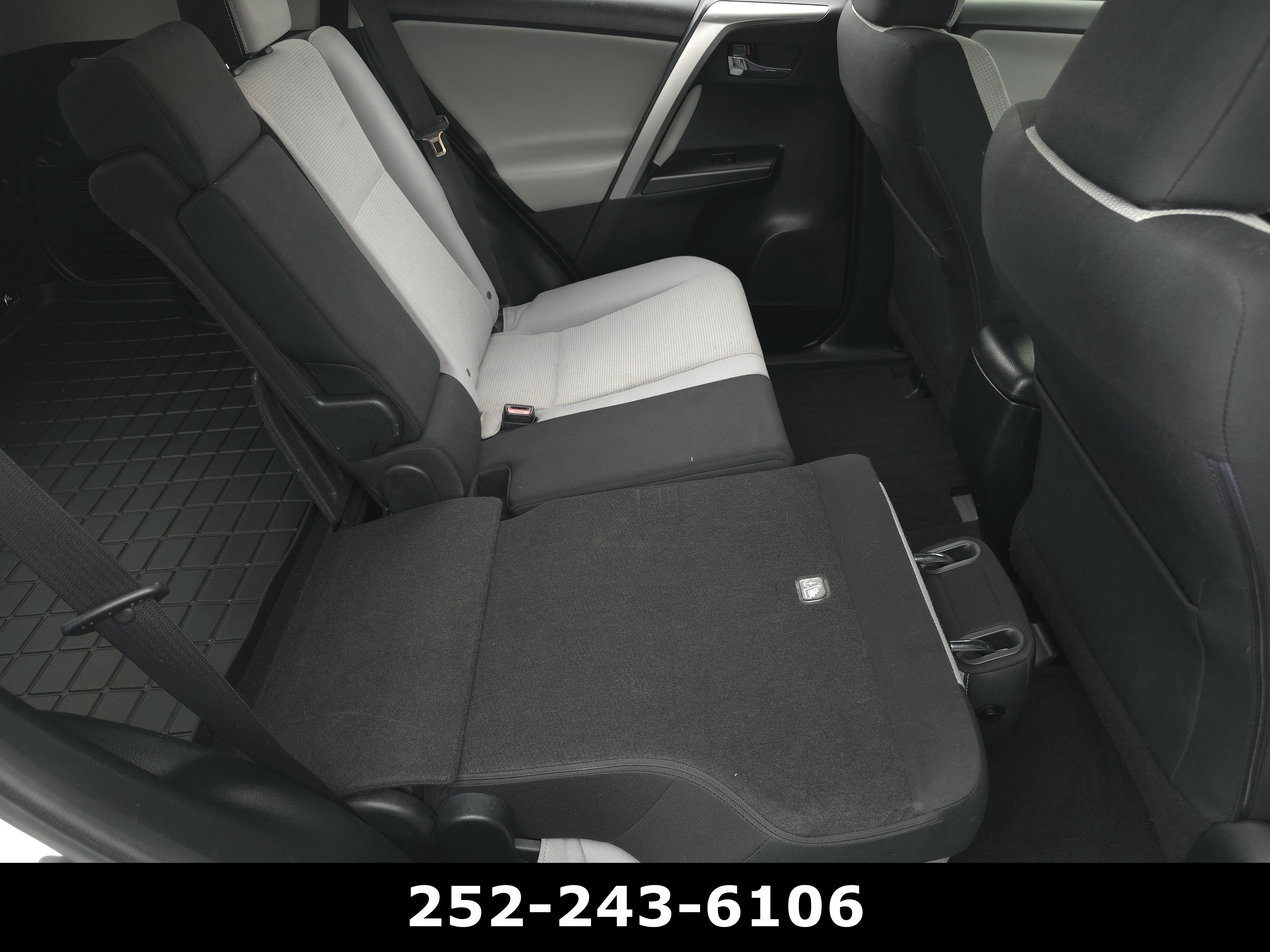 Used 2016 Toyota RAV4 XLE FWD image 36