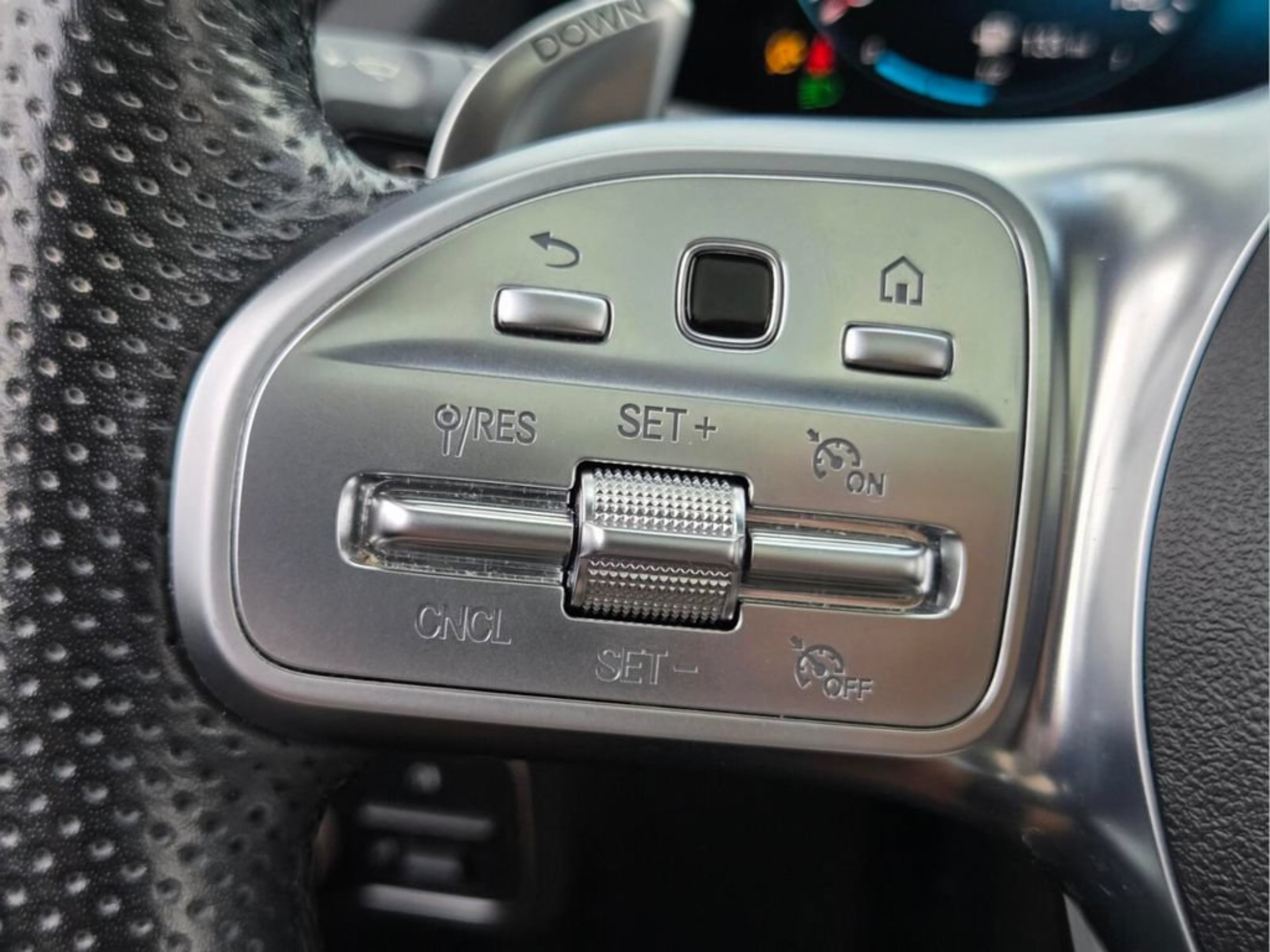 Used 2021 Mercedes-Benz GLA 35 AMG 4MATIC image 27