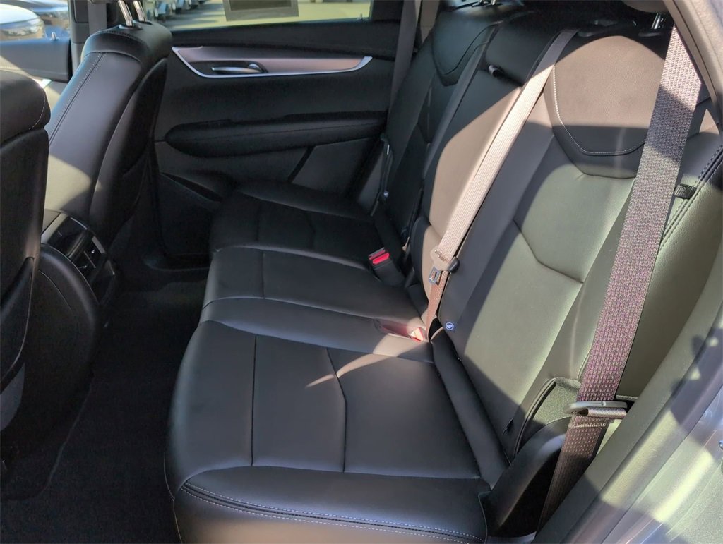 Certified 2024 Cadillac XT5 Luxury image 24