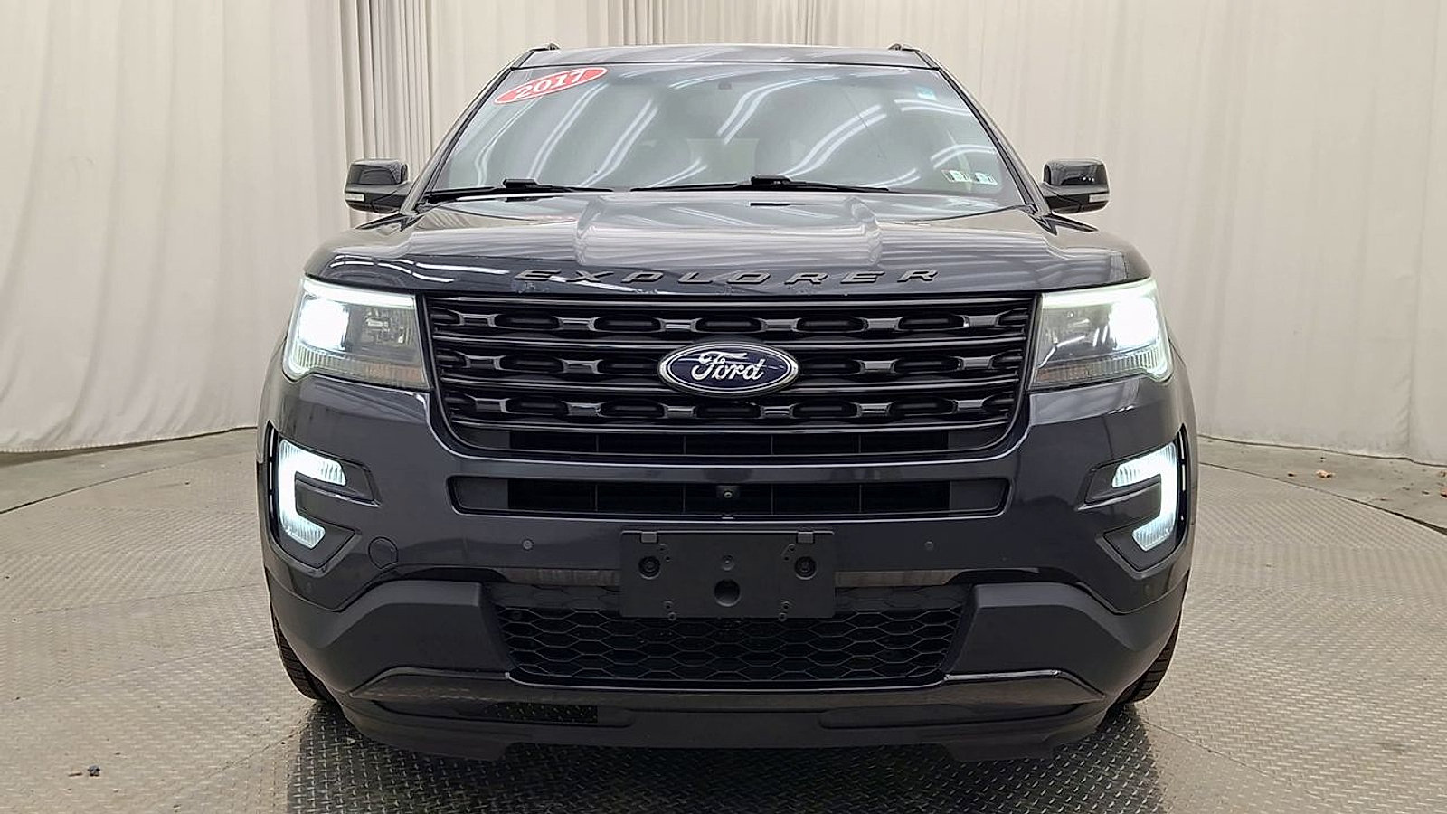 Used 2017 Ford Explorer Sport w/ Equipment Group 401A AWD/4WD image 9