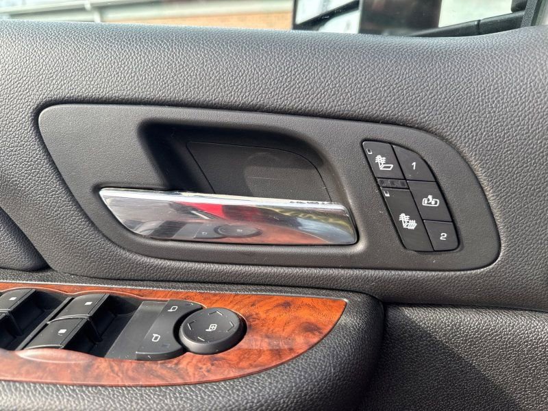 Used 2008 Chevrolet Silverado 2500 LTZ w/ Safety Package image 23